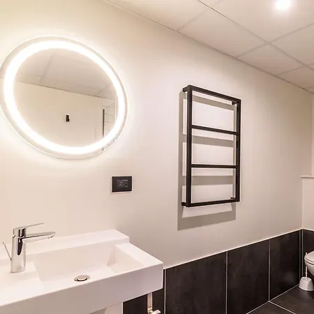 호텔 Ibis Cap Martin Menton 로퀴에브륀캡마르탱