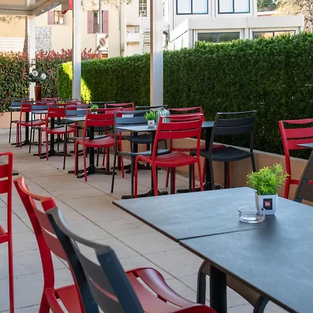 Ibis Cap Martin Menton 3* 로퀴에브륀캡마르탱