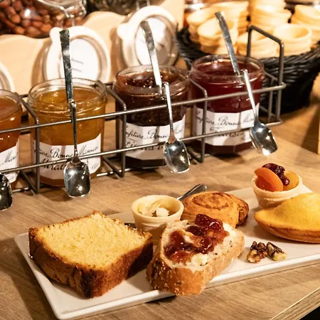 Ibis Cap Martin Menton 로퀴에브륀캡마르탱